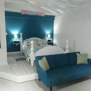 Casa Del Vega A Little Peace Of Heaven Guest house Castries