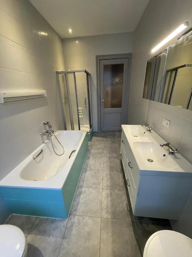 Guest House Bxl Brussels Bed & Breakfast